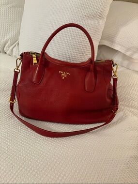 Prada red satchel (shoulder bag, Crossbody)